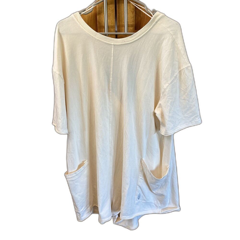 FREE PEOPLE FP MOVEMENT Hot Shot Tee Romper Women L V Back Pockets Cotton Blend